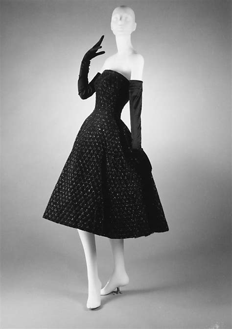 petite soiree dior 1956|christian Dior styles.